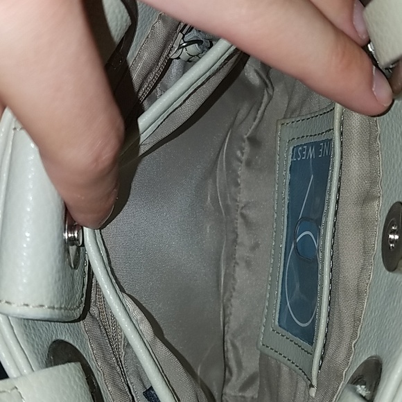 Nine West handbag - Picture 2 of 3